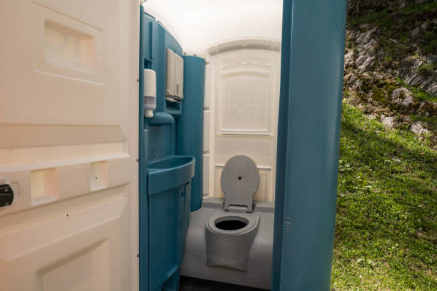 Porta potty rental for outdoor events in Kenneth City, FL